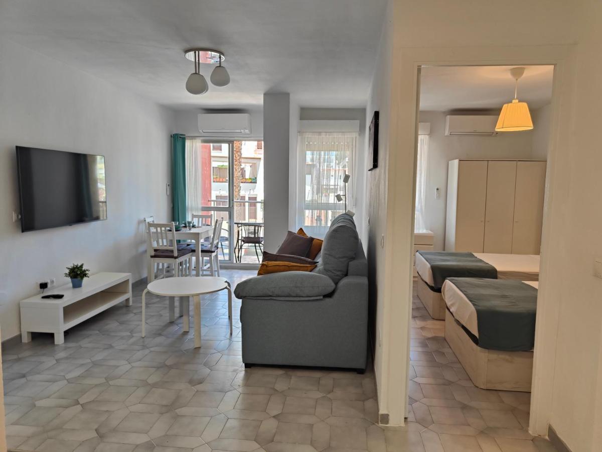 בנאלמדנה Apartamento Entero, Enormes Piscinas, Terraza Y Playa מראה חיצוני תמונה