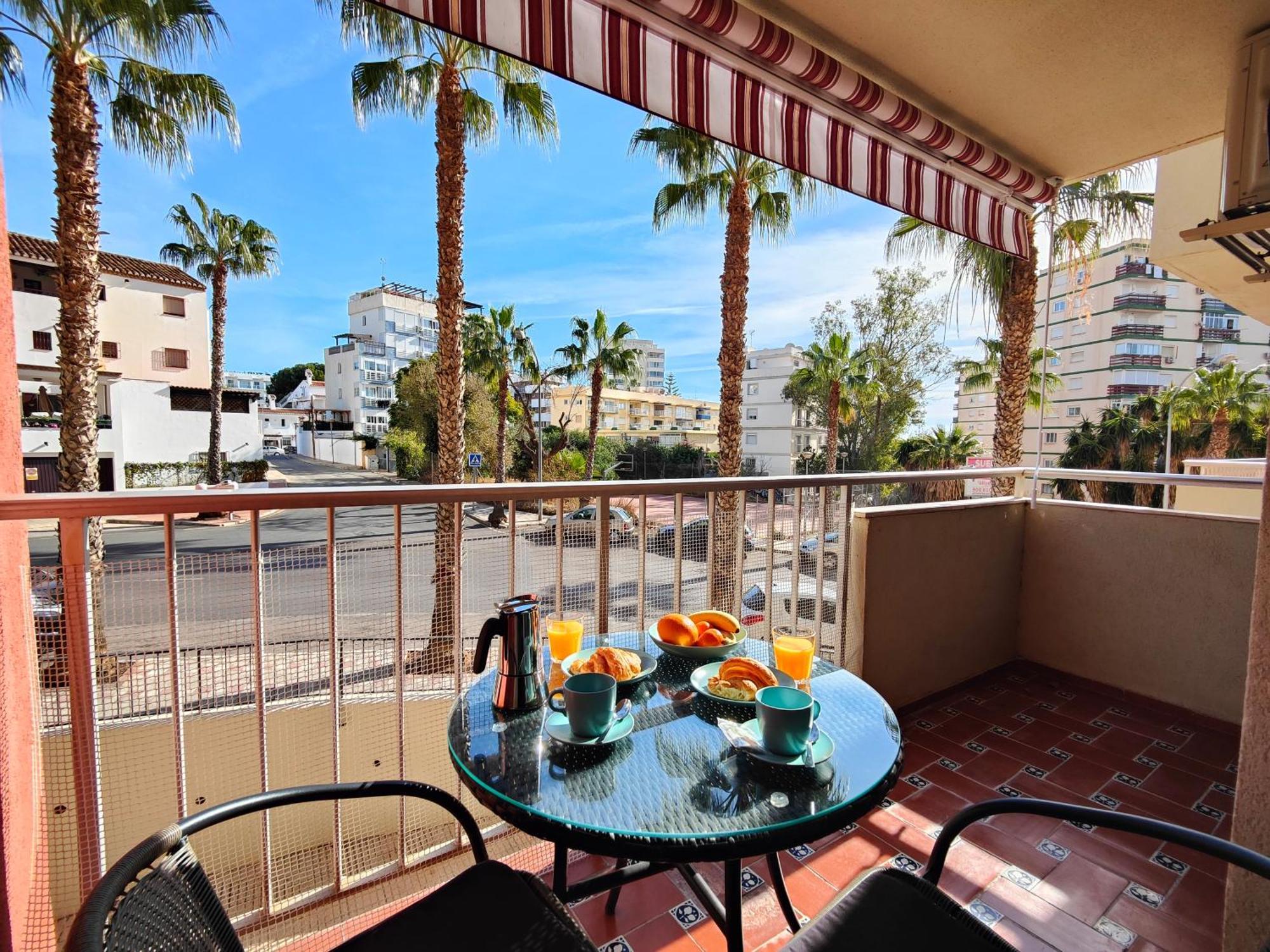 בנאלמדנה Apartamento Entero, Enormes Piscinas, Terraza Y Playa מראה חיצוני תמונה