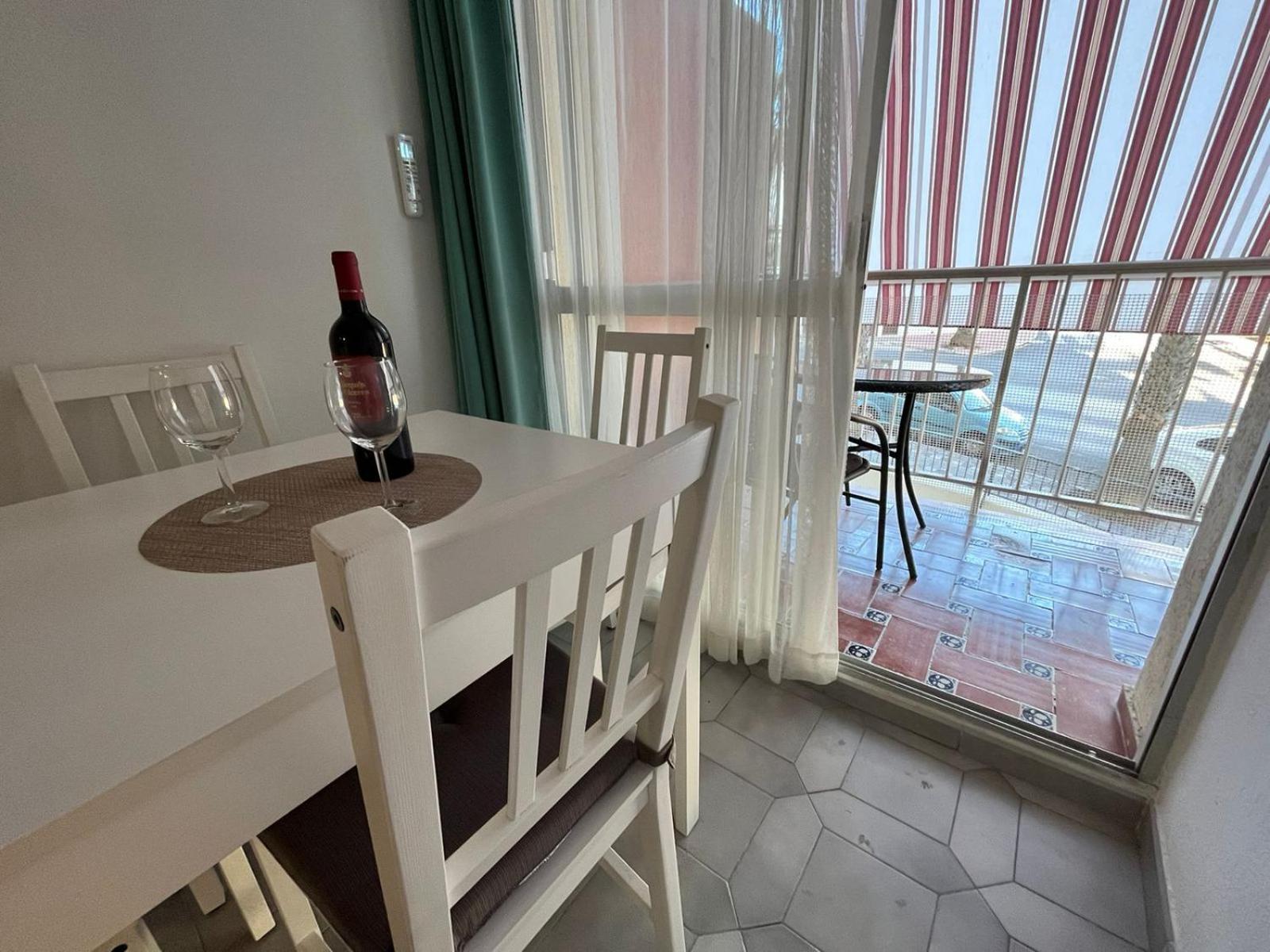 בנאלמדנה Apartamento Entero, Enormes Piscinas, Terraza Y Playa מראה חיצוני תמונה