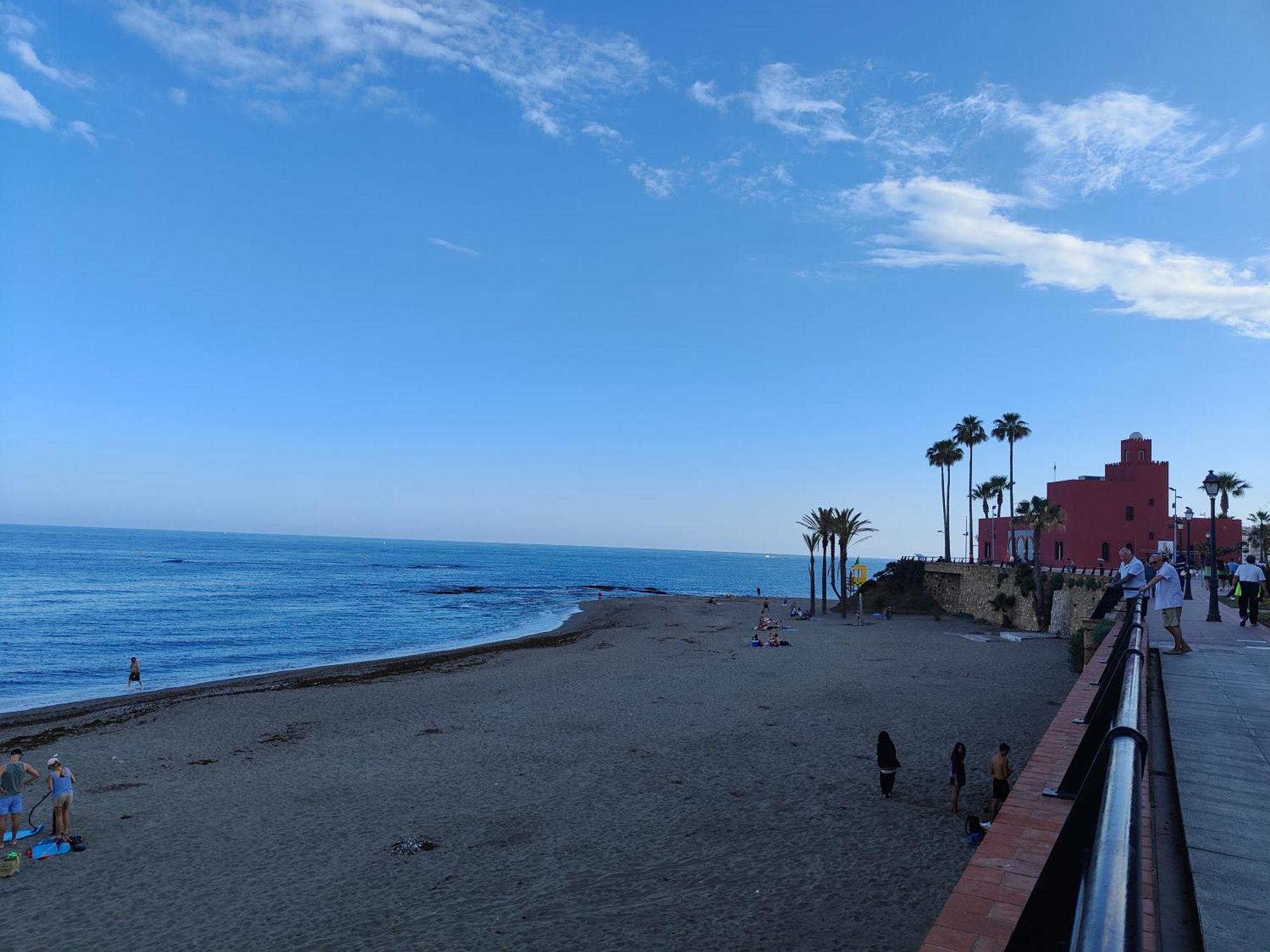 בנאלמדנה Apartamento Entero, Enormes Piscinas, Terraza Y Playa מראה חיצוני תמונה