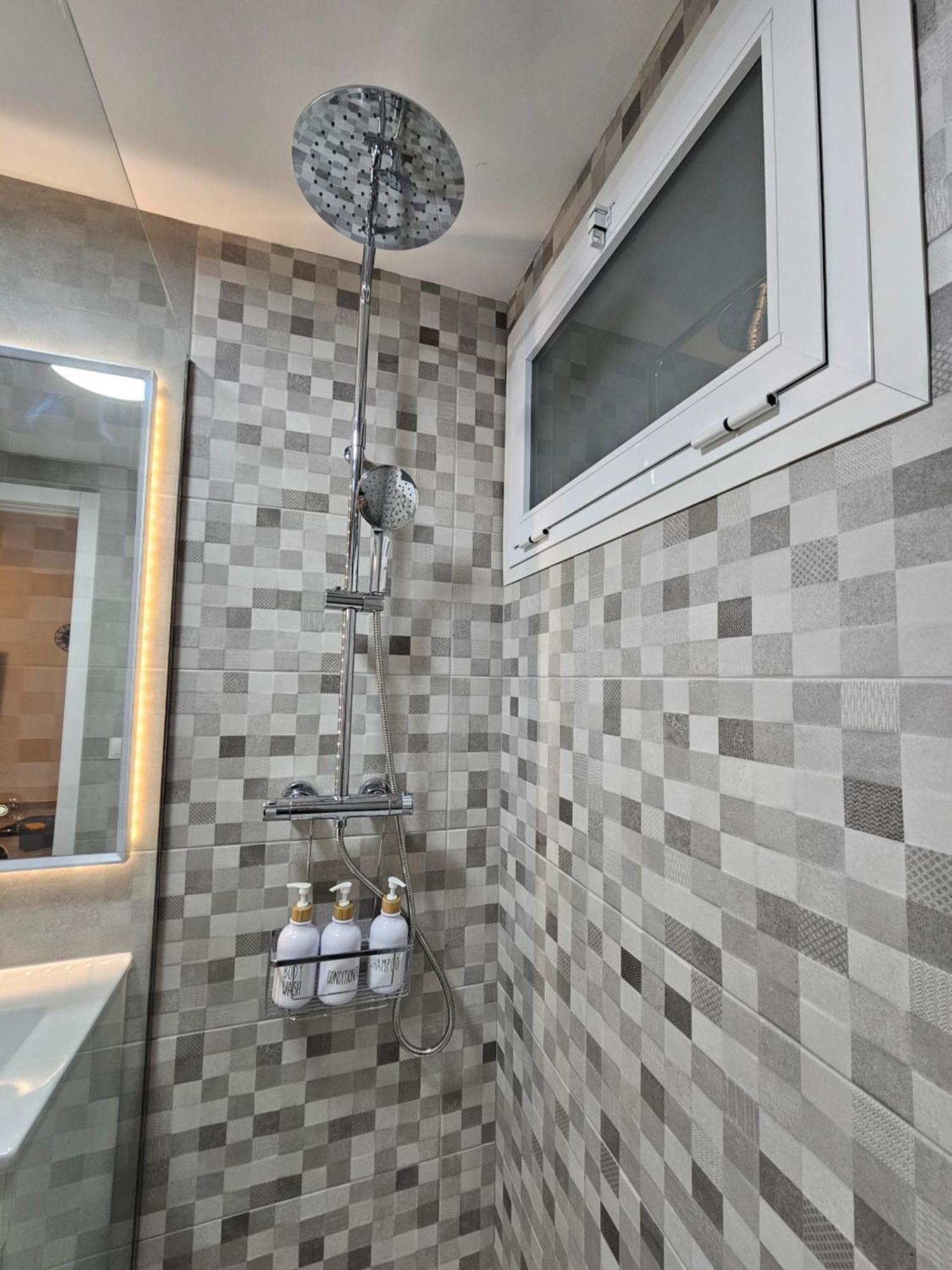 בנאלמדנה Apartamento Entero, Enormes Piscinas, Terraza Y Playa מראה חיצוני תמונה